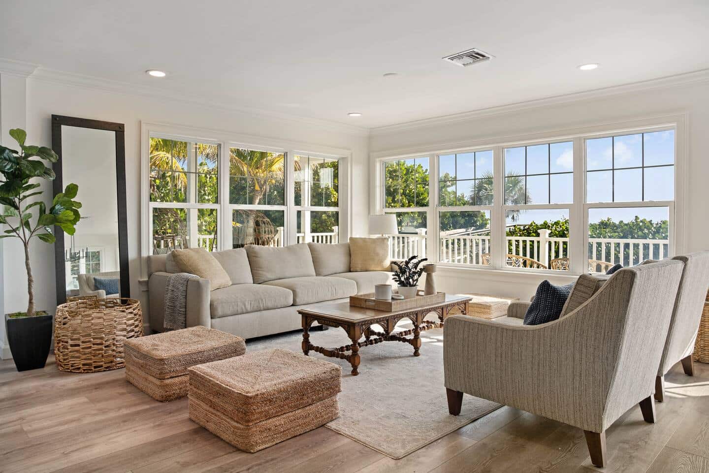 Living room with panoramic view